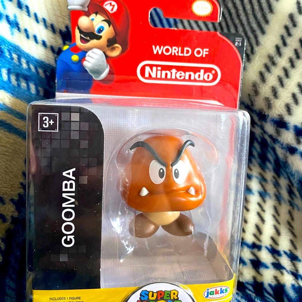 World of Nintendo Super Mario Goomba 2.5" Figure Jakks Pacific